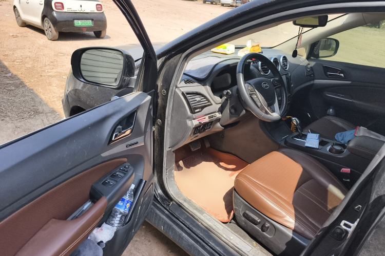 Used BYD S7 2015 2.0T Upgraded Automatic Flagship Version
