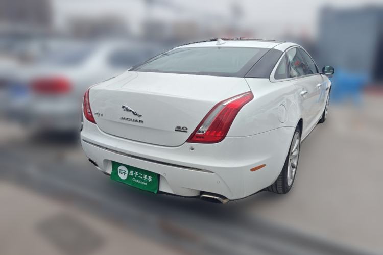 Used Jaguar XJ 

