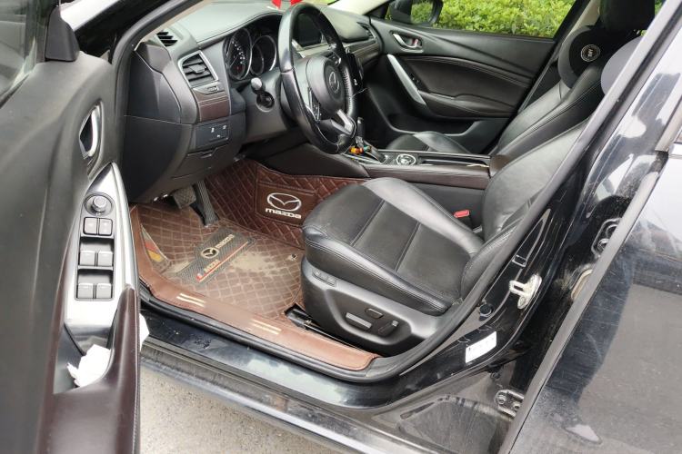 Used Mazda Atenza 2017 2.0L Blue Sky Luxury Edition Driver Seat