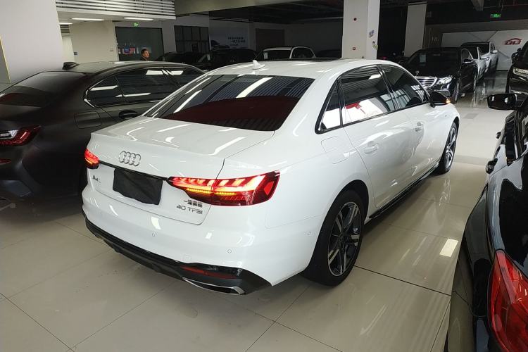 Used Audi A4L 2022 40 TFSI Luxury Dynamic Model