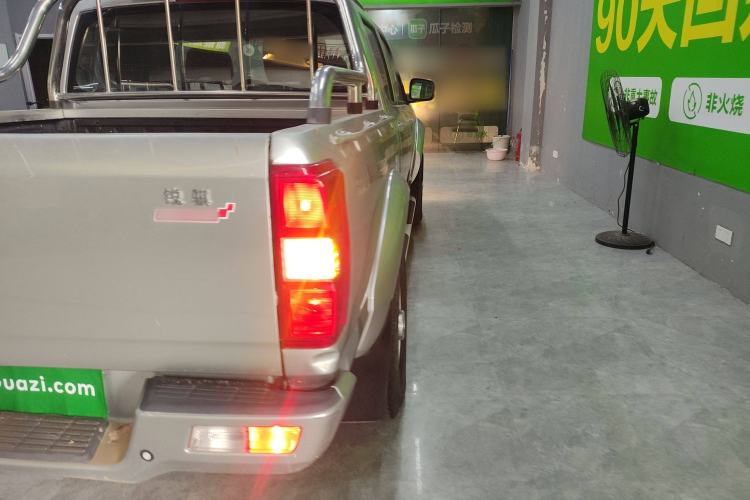 Used Dongfeng Ruichi 2019 2.4L Gasoline China VI Standard Two-Wheel-Drive Standard Cab 2TZD