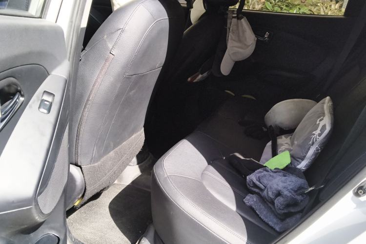 Used Hyundai ix35 2013 2.0L Automatic Two-Wheel Drive Smart GLS China IV Standard