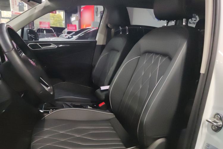 Used Volkswagen Tiguan L 2023 300TSI Automatic Two-Wheel Drive Smart Edition