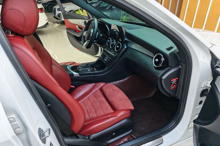 Used Mercedes-Benz C-Class 2019 C 260 Sport Edition Interior 7