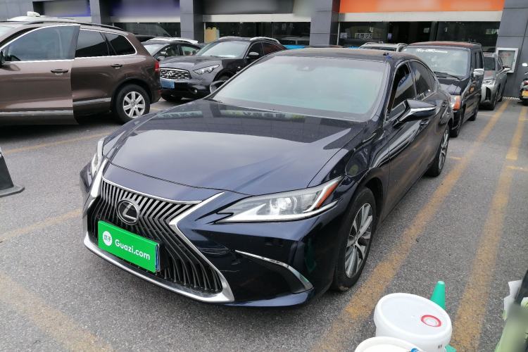 Used Lexus ES 2020 200 Excellence Edition