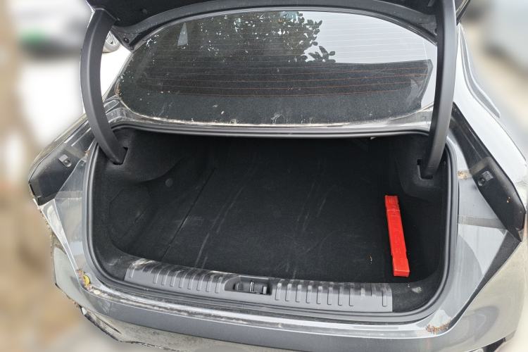 Used Lynk & Co 07 2024 EM-P 126 Long-Range Halo Trunk