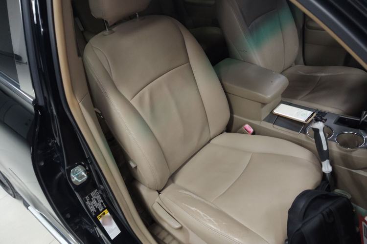 Used Toyota Highlander 2012 2.7L 2WD 5-Seater Elite Edition
