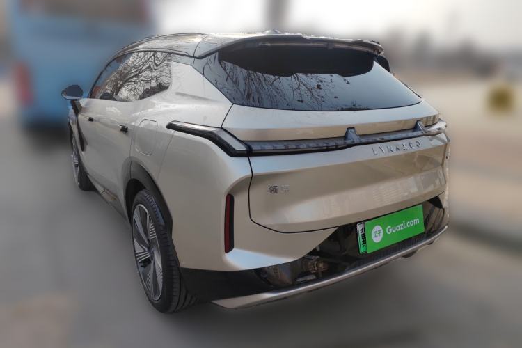 Used Lynk & Co 08 EM-P 2025 245km Ultra-Long Range Halo Rear Left 45 Deg