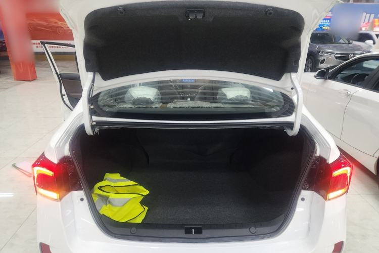 Used Soueast A5 Wing Dance 2022 1.5L CVT Wing Drill Model