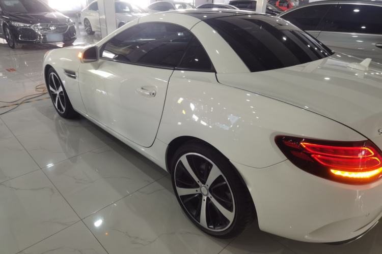 Used Mercedes-Benz SLC 2016 SLC 200 Fashion Model
