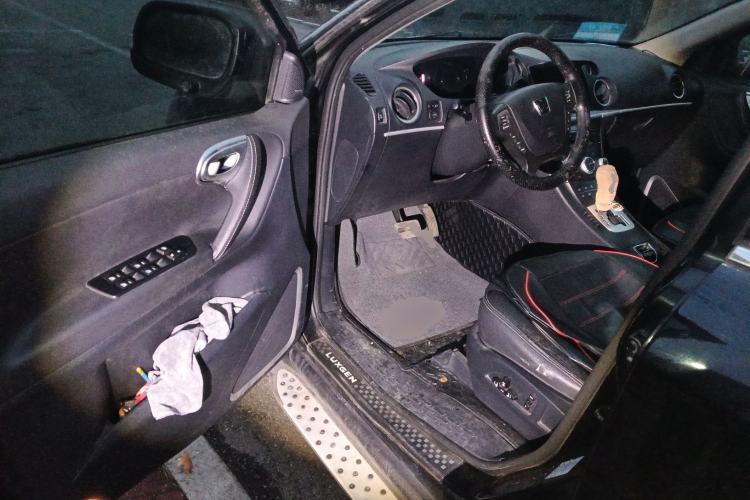 Used Luxgen Great 7 SUV 2013 Limited-Edition Sharp Edition 2.2T All-Wheel-Drive Prestige Model
