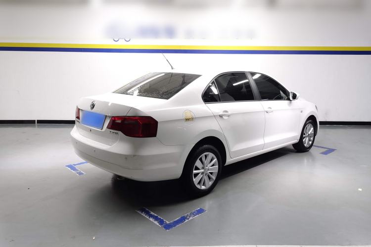 Used Volkswagen Jetta 2013 1.6L Manual Comfort Model