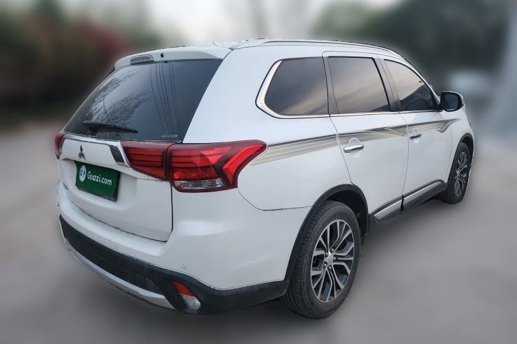Used Mitsubishi Outlander 2016 2.4L 4x4 Elite Edition 5 Seats
