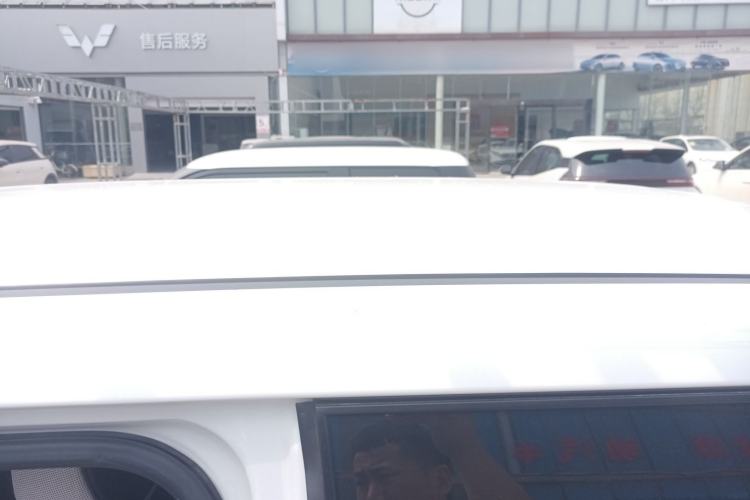 Used CHANGAN NEVO Lumin 2022 155 km – Refreshingly Sweet Edition Roof