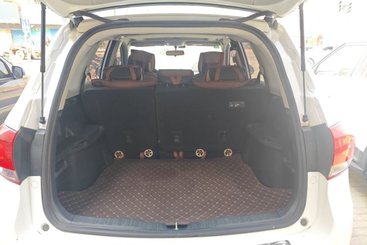 Used Haval H6 2016 Upgraded Model 1.5T Manual Two-Wheel Drive Elite Version