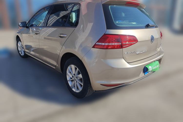 Used Volkswagen Golf 2016 1.6L Automatic Fashion Model
