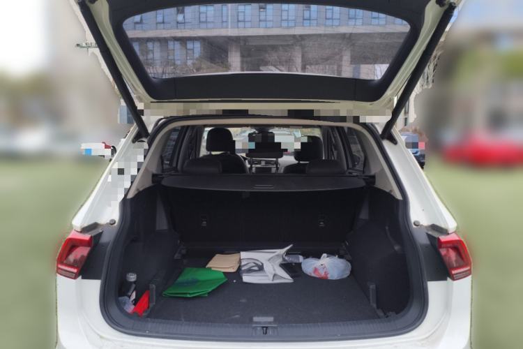 Used Volkswagen Tiguan L 2017 380TSI Automatic All-Wheel Drive Supreme Flagship Edition
