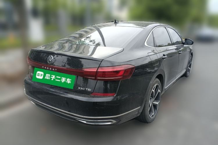 Used Volkswagen Passat 2024 330TSI Starry Elite Edition Rear Right 45 Deg