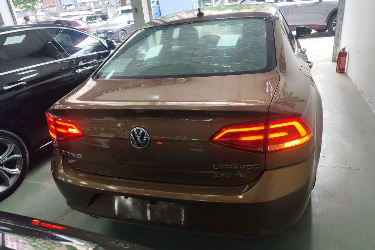 Used Volkswagen Lamando 2015 280TSI DSG Comfort Edition
