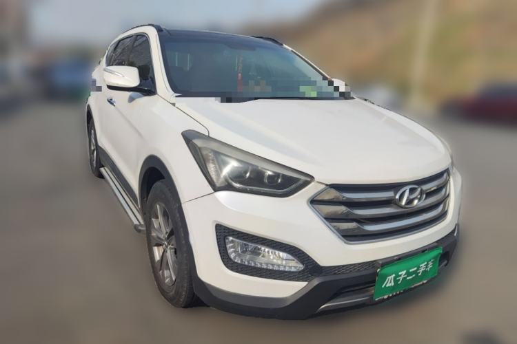 Used Hyundai Santa Fe 2015 2.0T Automatic Two-Wheel Drive Smart Version 5 Seats