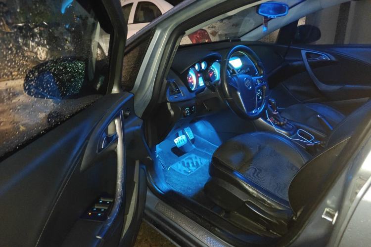 Used Buick GT 2010 XT 1.6T Fashion Sport Edition