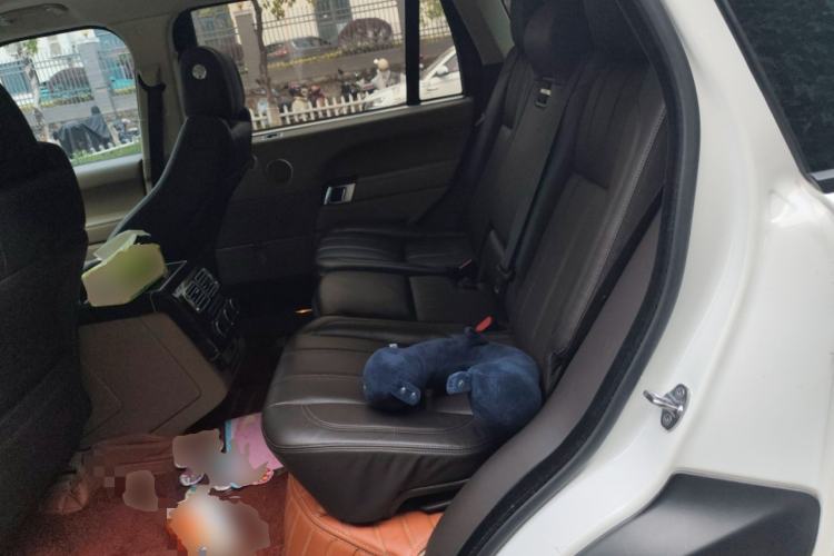 Used Land Rover Range 2017 3.0 SC V6 Vogue Extended Version Left Rear Seat