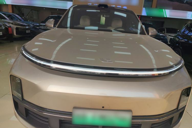 Used Li Auto L8 2024 Ultra Model

