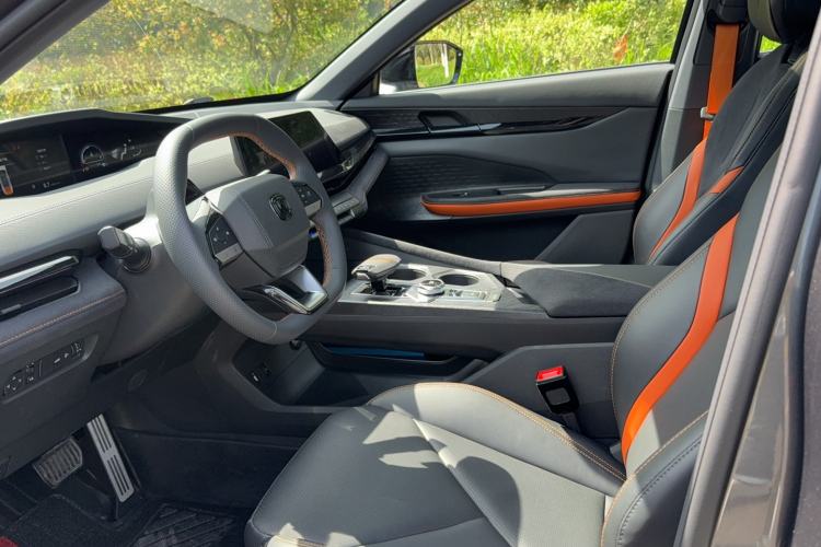 Used CHANGAN UNI-V 2022 1.5T Sport Edition Left Front Seat