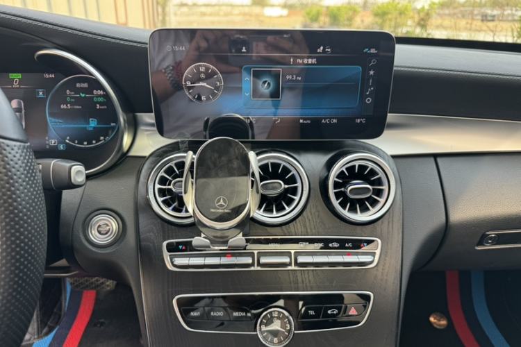 Used Mercedes-Benz C-Class 2021 C 260 L Sport Edition Star Collection Interior 4