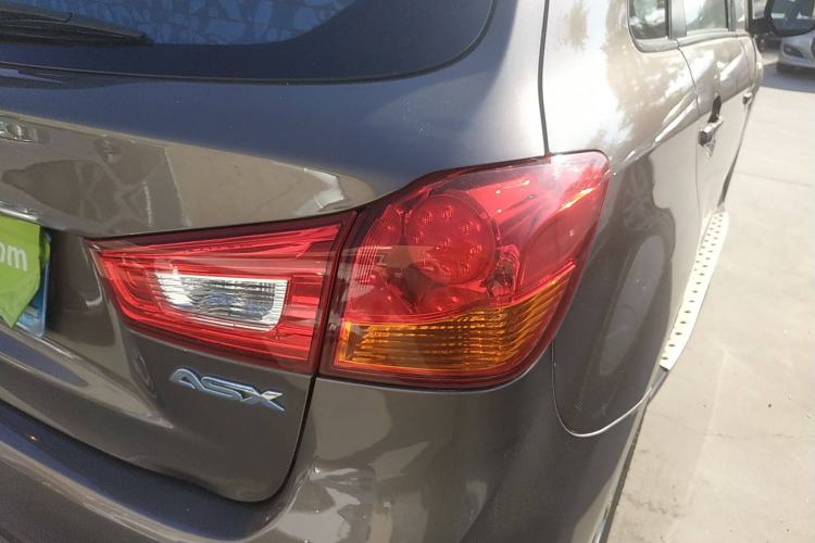 Used Mitsubishi ASX 2013 2.0L CVT Two-Wheel Drive Elite Edition
