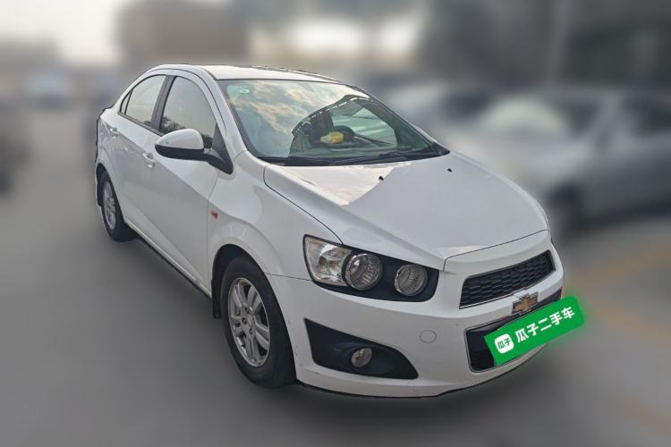 Used Chevrolet Aveo Sonic 2011 Sedan 1.4L MT SL
