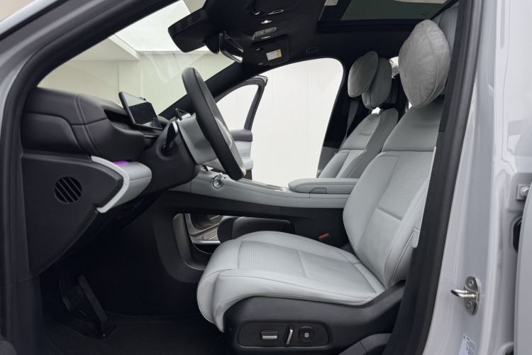 Used Nio ES6 2023 75 kWh Left Front Seat