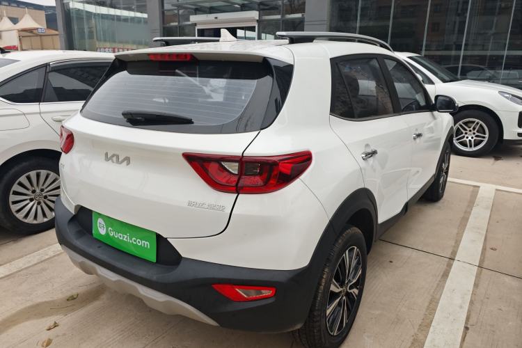 Used Kia kx1 Stonic 2021 1.4L CVT Fun Edition
