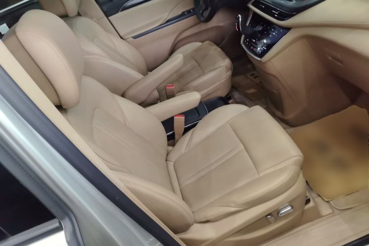 Used Buick GL8 2020 ES Land Cruiser 653T Luxury Model