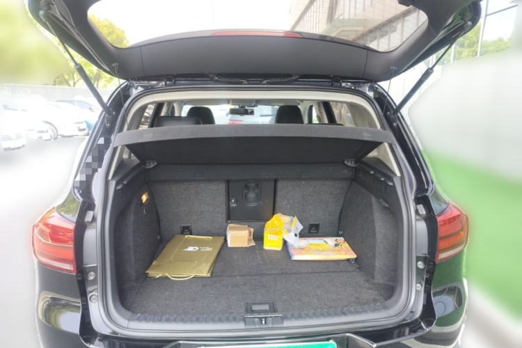 Used Volkswagen Tiguan 2015 2.0 TSI Automatic All-Wheel Drive Luxury Edition Trunk