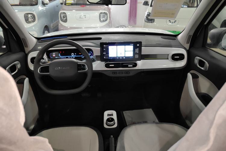 Used Geely Galaxy Panda 2025 210 km – Yuanqi Bear