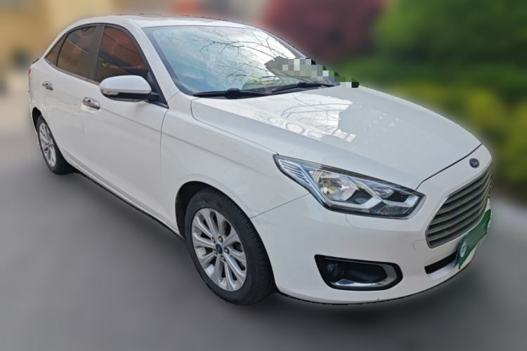 Used Ford Escort 2015 1.5L Automatic Fashion Model