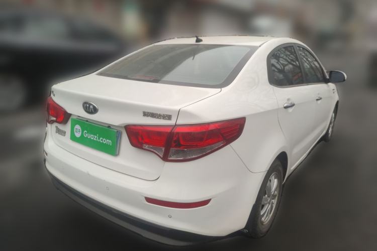 Used Kia K2 2015 Sedan 1.4L MT GLS
