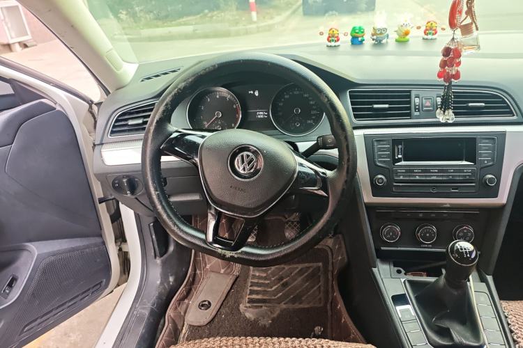 Used Volkswagen Lamando 2015 230TSI Manual Trend Edition