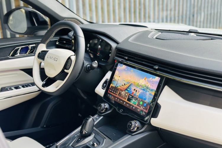 Used Lynk & Co 01 EM-P 2023 1.5TD EM-P Dawn Edition