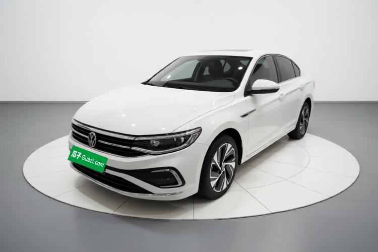 Used Volkswagen Bora 2023 300TSI DSG Prestige Edition