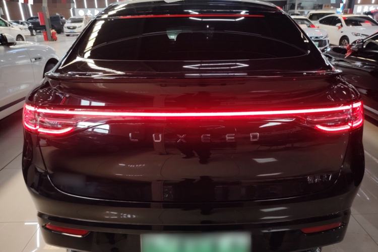 Used Hima Luxeed R7 2025 Extended-Range 251km Pro