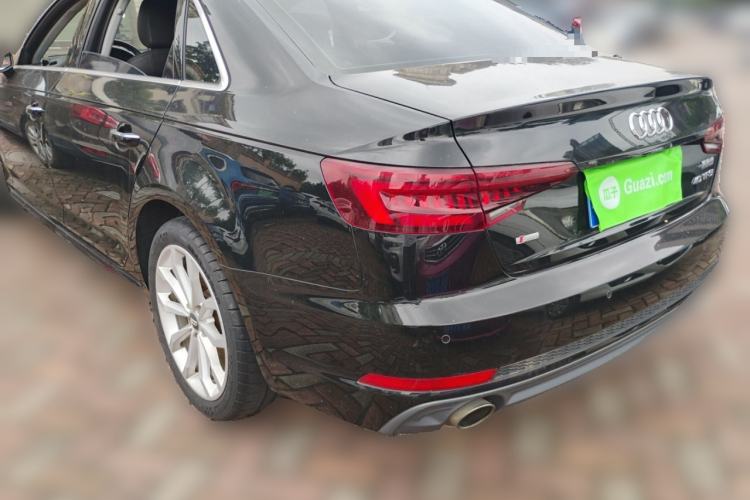 Used Audi A4L 2018 30th Anniversary Edition 40 TFSI Fashion Model Rear Left 45 Deg