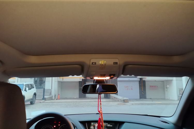 Used BMW X1 2012 sDrive18i Luxury Edition Headliner