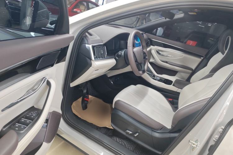 Used BYD Song PLUS New Energy 2025 EV 520km Luxury Version
