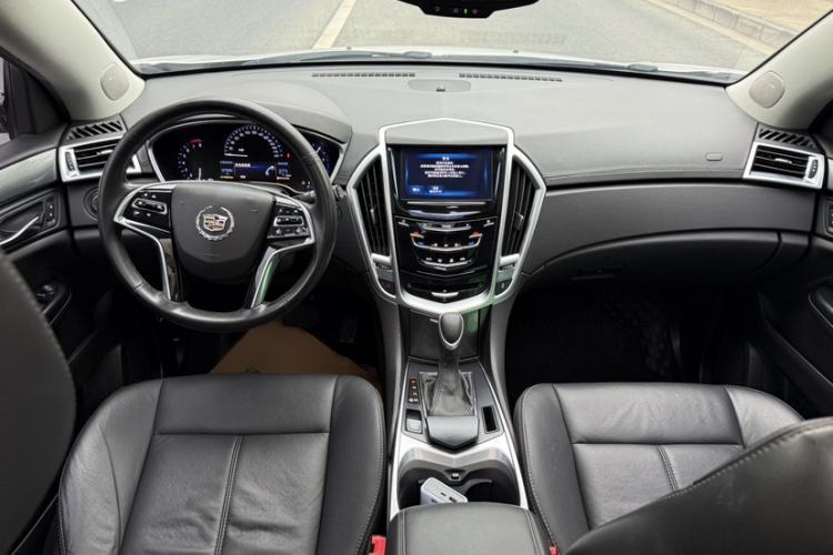 Used Cadillac SRX 2015 3.0L Comfort Version
