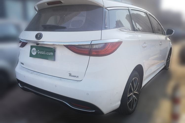 Used BYD Song MAX 2018 1.5T Automatic Smart Connect Luxury 6-Seater
