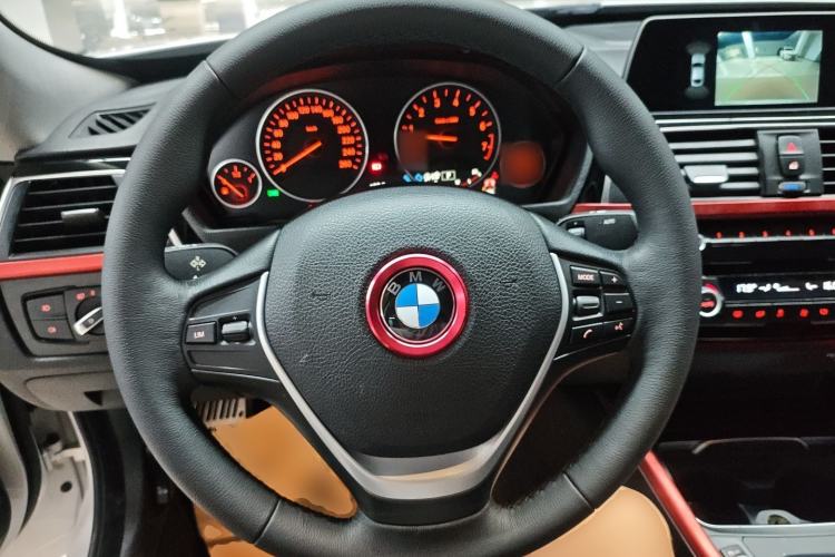 Used BMW 3 Series GT 2019 320i Sport Edition Steering Wheel