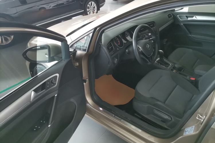 Used Volkswagen Golf 2019 1.6L Automatic Comfort Model China V Standard
