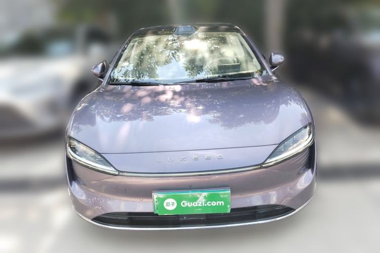 Used Hima Luxeed S7 2025 855 km Max